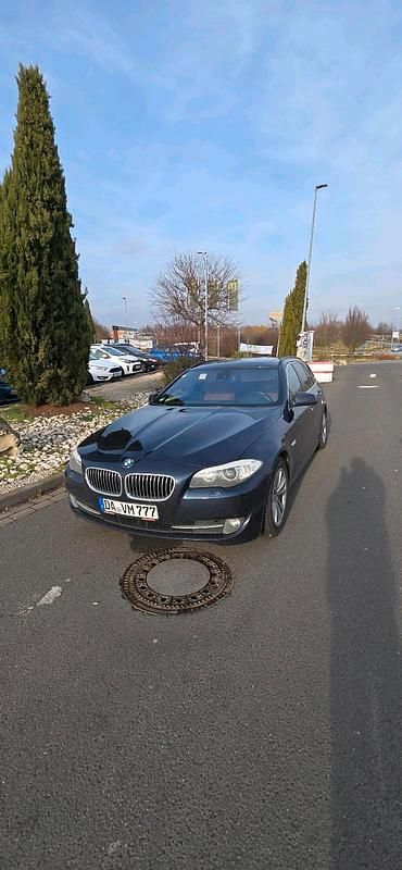 Blau Gebraucht 2010 BMW 530 Kombi | 5.600 € (Guter Preis) - Bild 1/4