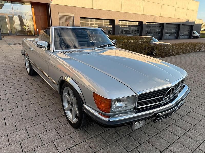 Gebraucht Mercedes SL280 185 PS (136 kW) 1984 Silber Cabrio