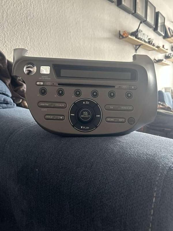 Gebraucht Honda Jazz Trend 90 PS (66 kW) 2011 Rot Kleinwagen