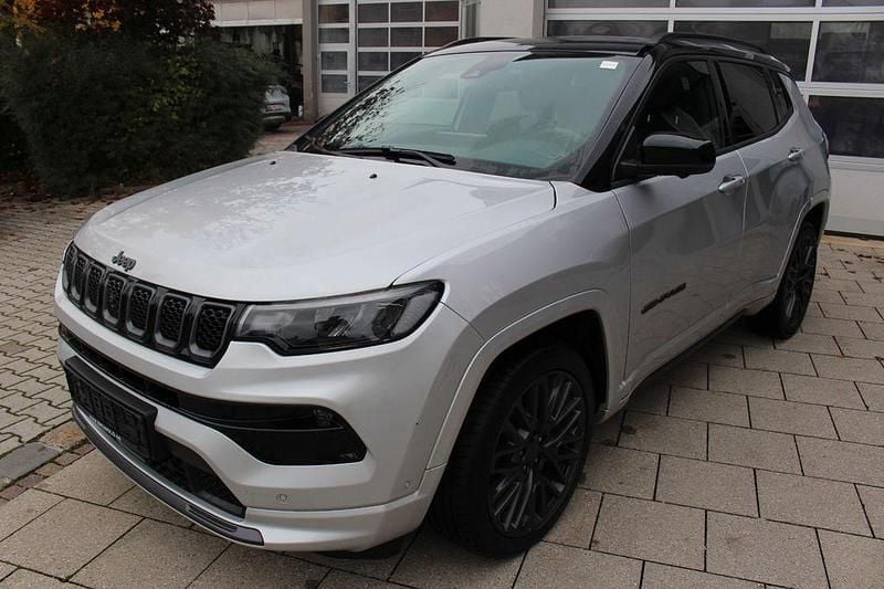 Silber Gebraucht 2022 Jeep Compass SUV | 18.900 € (Superpreis) - Bild 1/4