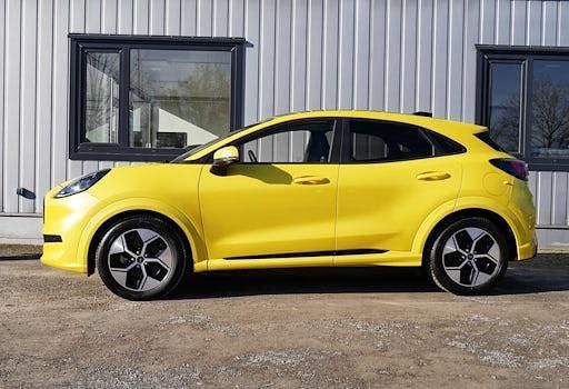 Neu Ford Puma Gen-E 123 kW (168 PS) 2026 Gelb SUV