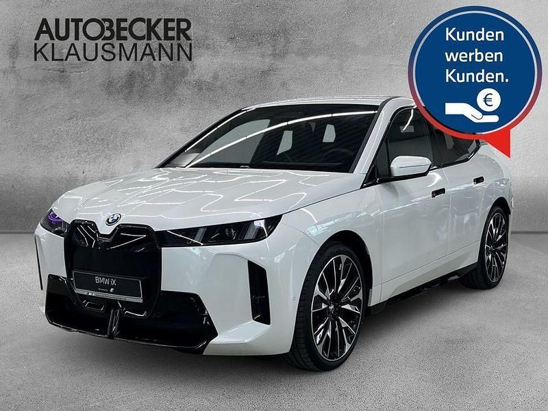 Schwarz Neu 2025 BMW iX M Sport SUV | 86.990 € (Etwas zu teuer) - Bild 1/4