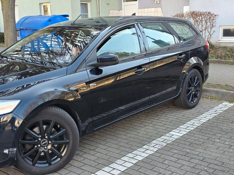 Gebraucht Ford Mondeo Trend 131 PS (96 kW) 2007 Schwarz Kombi