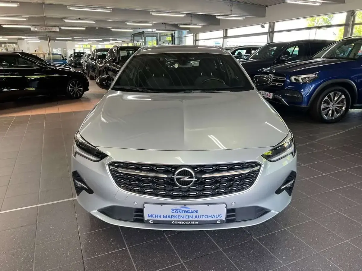 Gebraucht Opel Insignia Business 122 PS (89 kW) 2022 Silber Kombi