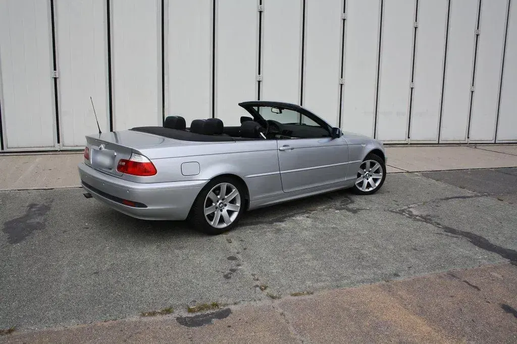 Gebraucht BMW 318 Cabriolet 143 PS (105 kW) 2005 Silber Cabrio