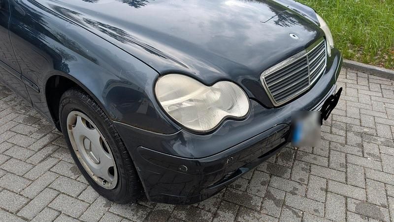 Gebraucht Mercedes C180 149 PS (109 kW) 2003 Kombi