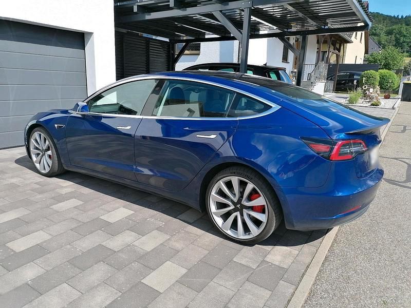 Gebraucht Tesla Model 3 Performance 377 kW (513 PS) 2019 Blau Limousine