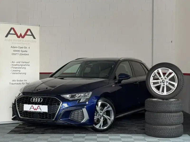 Blau Gebraucht 2022 Audi A3 S-Line Limousine | 26.280 € (Fairer Preis) - Bild 1/4