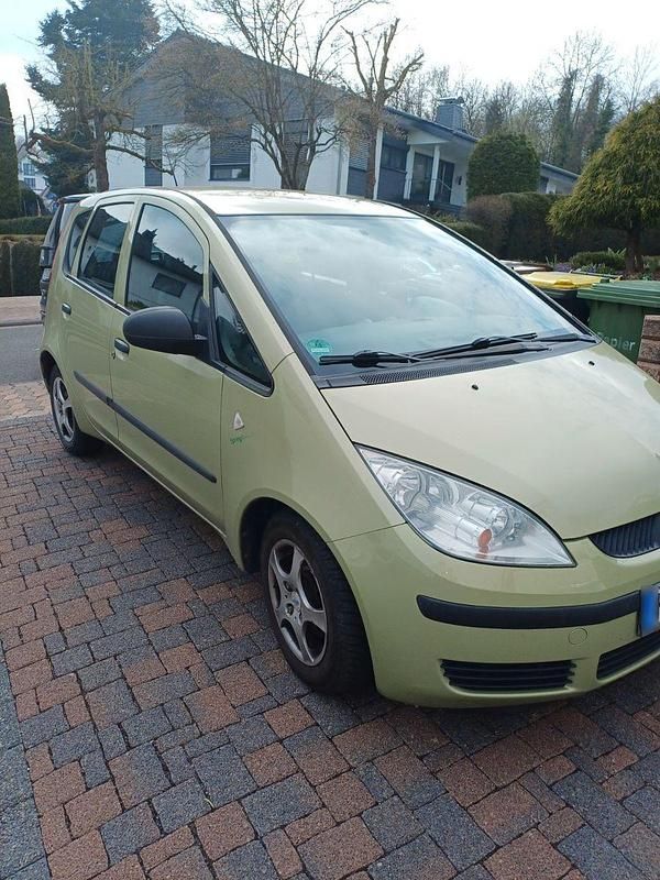 Gebraucht Mitsubishi Colt 95 PS (69 kW) 2006 Van / Kleinbus