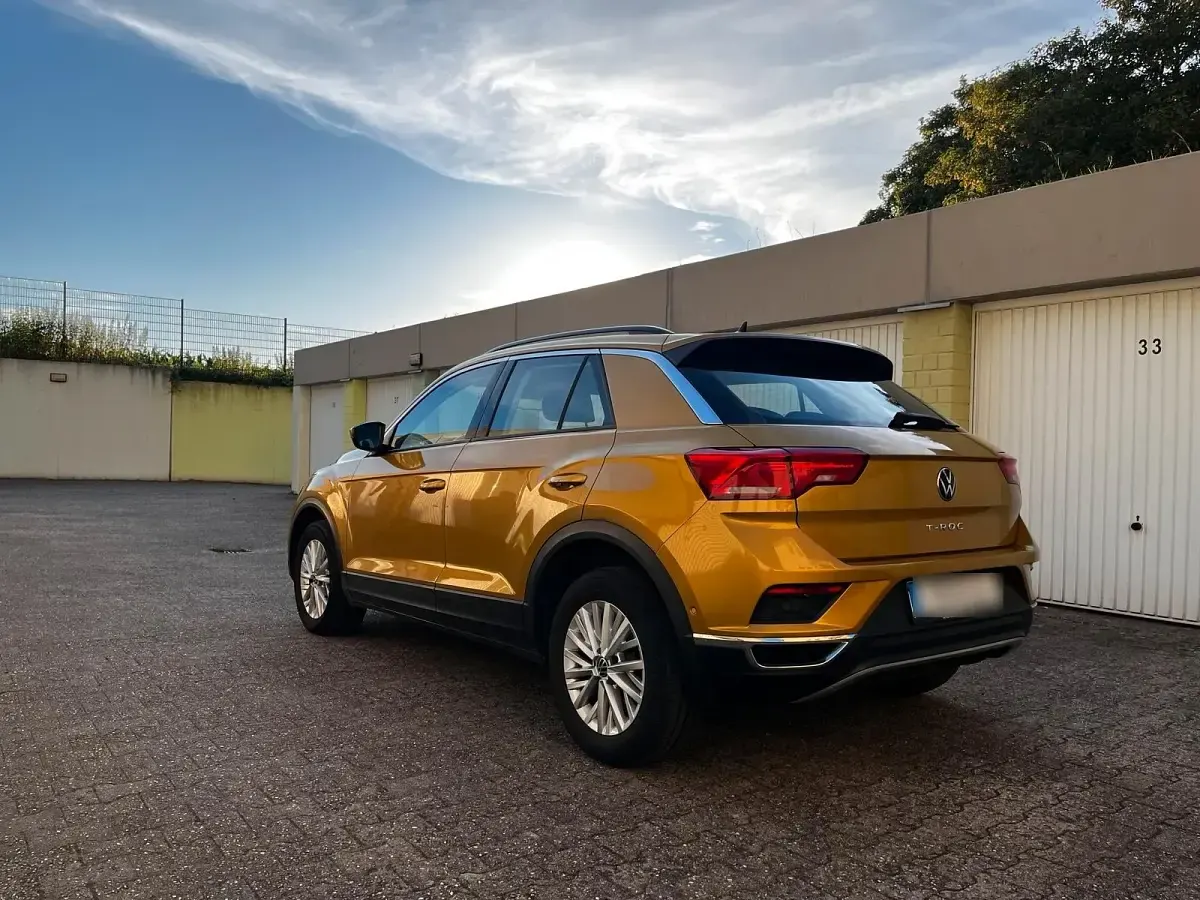 Gebraucht VW T-Roc 116 PS (85 kW) 2021 Gold SUV