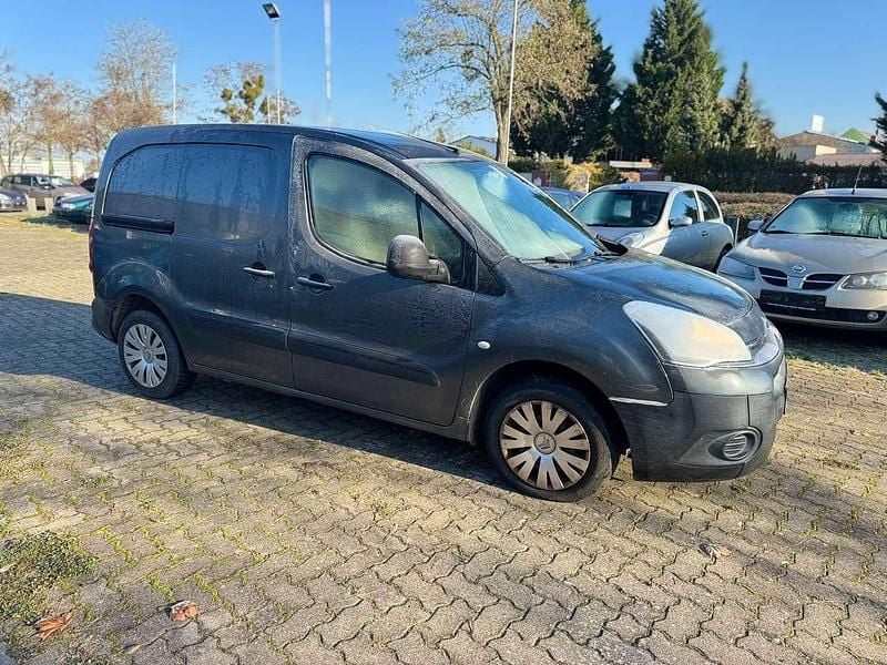 Gebraucht Citroën Berlingo 75 PS (55 kW) 2014 Lack grau shark/metallic Van / Kleinbus