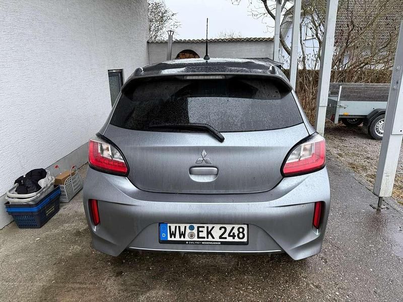 Gebraucht Mitsubishi Space Star Select+ 71 PS (52 kW) 2023 Grau Limousine