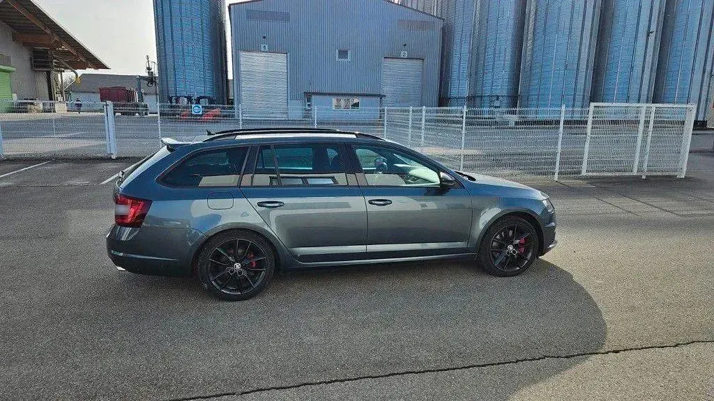 Gebraucht Skoda Octavia RS 230 PS (169 kW) 2018 Grau Kombi