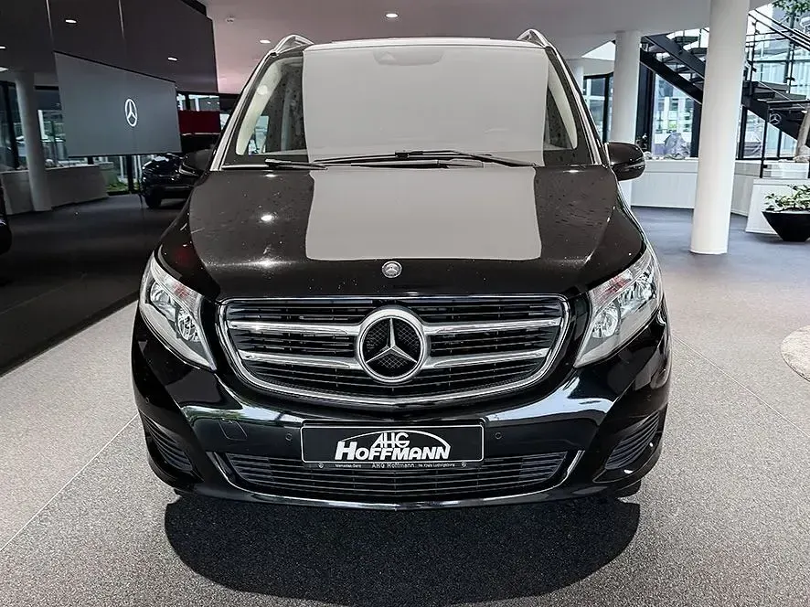 Gebraucht Mercedes V250 189 PS (139 kW) 2017 Schwarz Van / Kleinbus