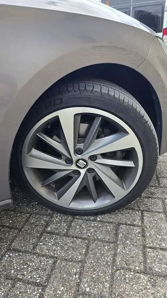Gebraucht Seat Leon FR 179 PS (131 kW) 2015 Grau Limousine