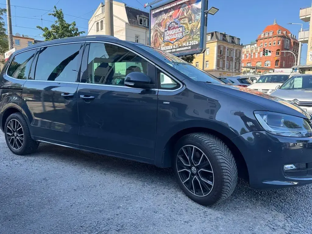 Gebraucht VW Sharan Cup 177 PS (130 kW) 2015 Grau Van / Kleinbus
