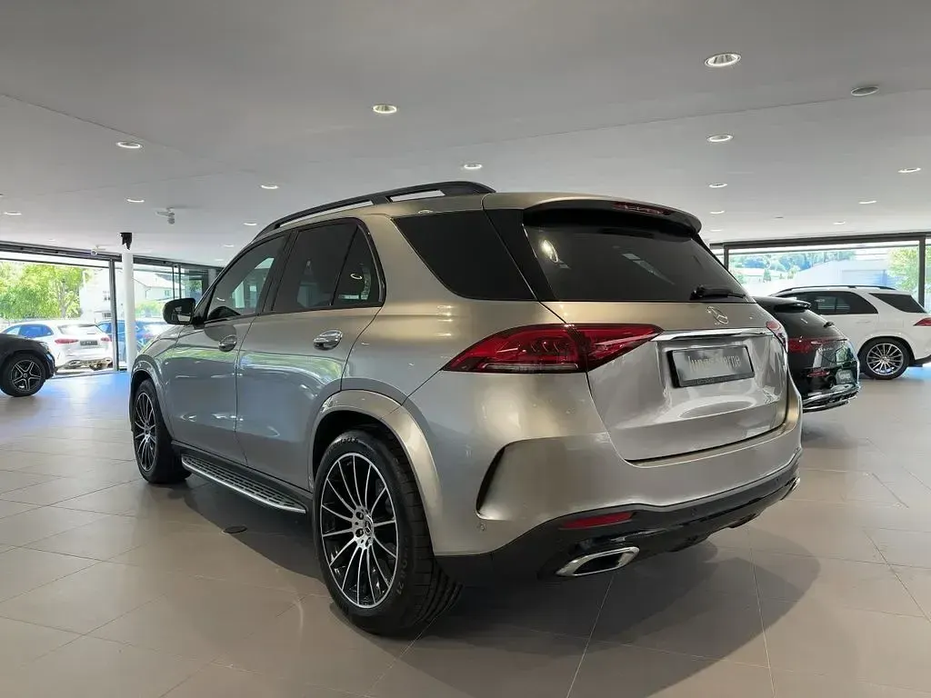 Gebraucht Mercedes GLE400 AMG 330 PS (242 kW) 2023 Silber SUV