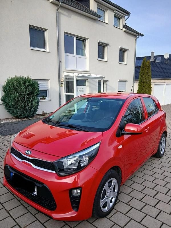 Rot Gebraucht 2020 Kia Picanto Edition 7 Kleinwagen | 9.990 € (Guter Preis) - Bild 1/4