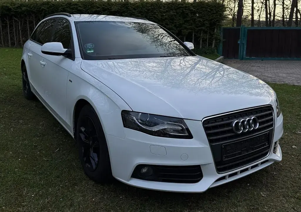 Gebraucht Audi A4 S-Line 120 PS (88 kW) 2010 Weiß Kombi