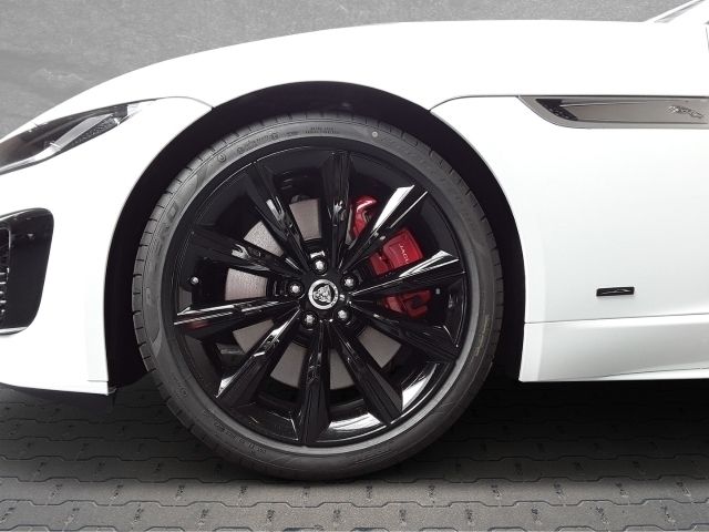 Gebraucht Jaguar F-Type R 575 PS (422 kW) 2023 Fuji white Cabrio