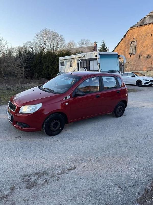 Gebraucht Chevrolet Kalos SE 84 PS (61 kW) 2009 Rot Kleinwagen