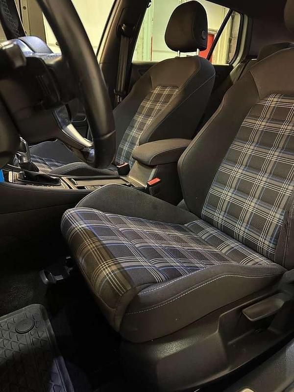 Gebraucht VW Golf VII GTE 150 PS (110 kW) 2019 Weiß Limousine