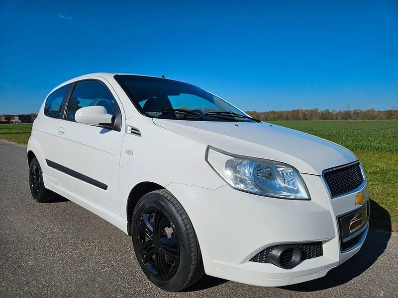 Używany Chevrolet Aveo 84 KM (61 kW) 2009 Biały Hatchback