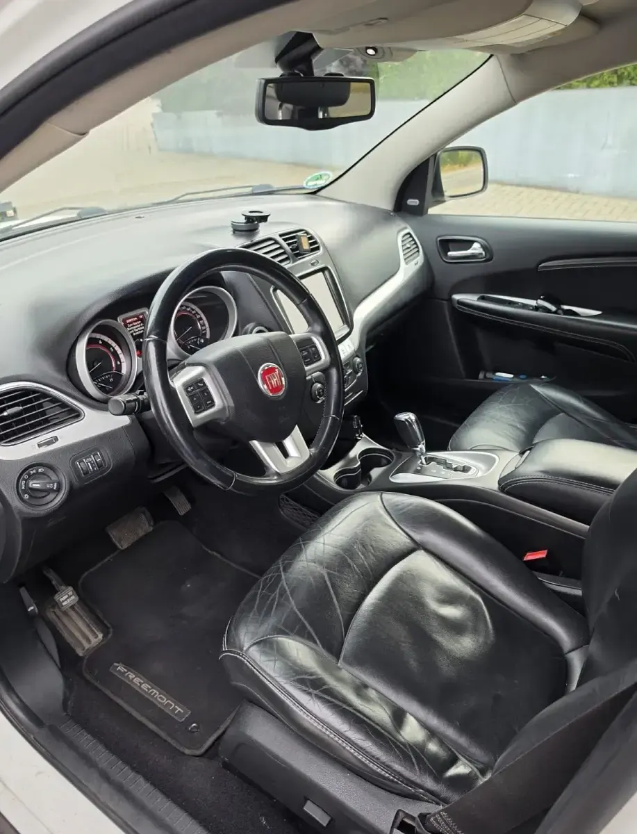 Gebraucht Fiat Freemont 170 PS (125 kW) 2014 Weiß SUV