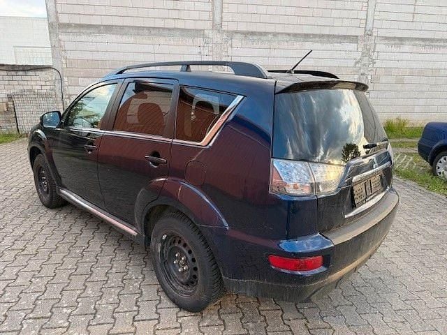 Gebraucht Mitsubishi Outlander Invite 156 PS (114 kW) 2010 Schwarz SUV
