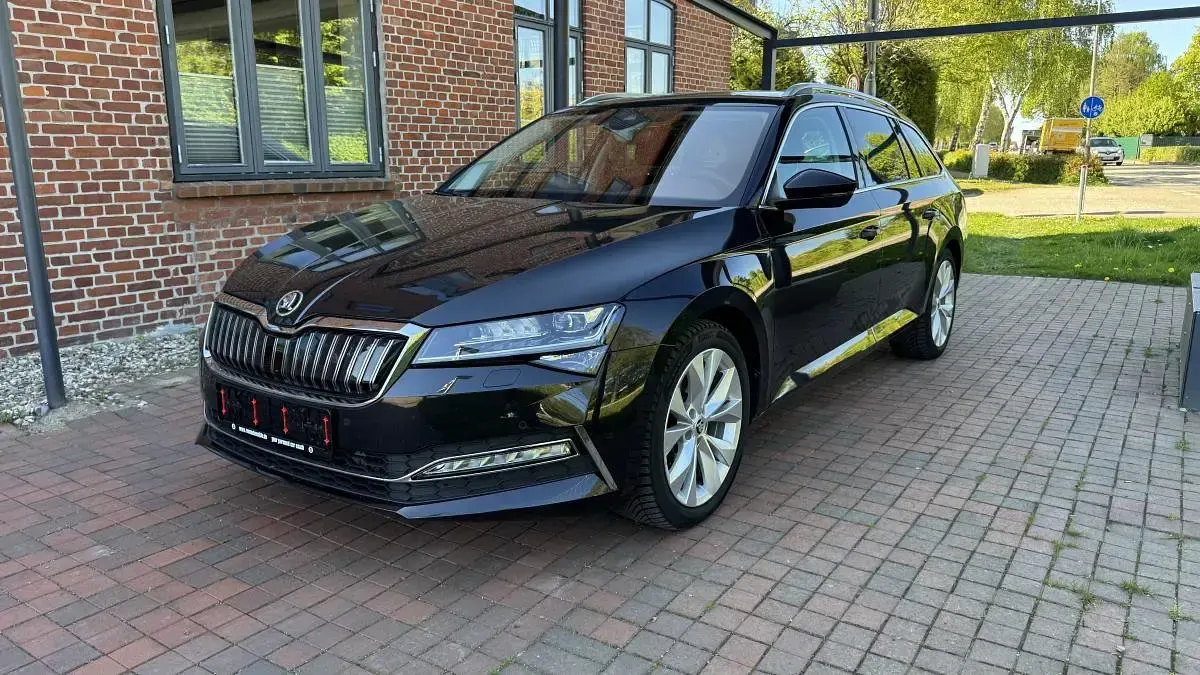 Gebraucht Skoda Superb Style 156 PS (114 kW) 2021 Kombi
