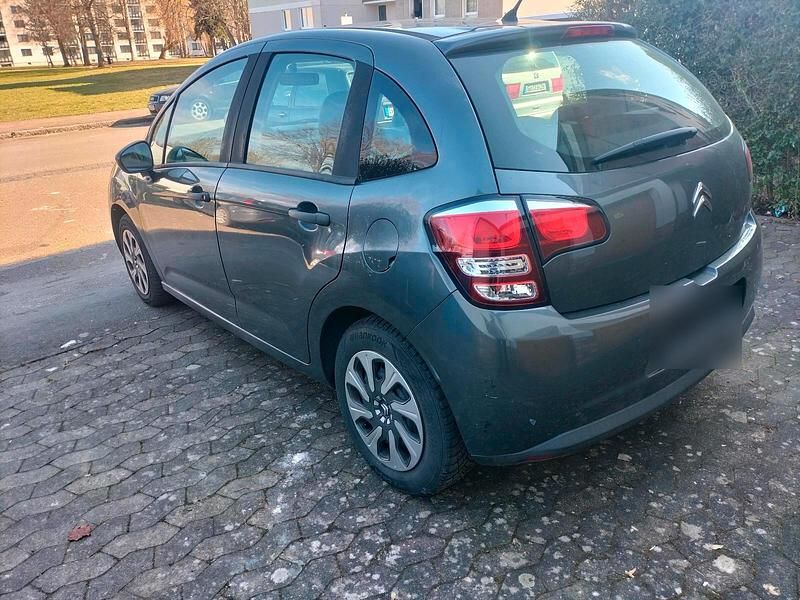 Gebraucht Citroën C3 68 PS (50 kW) 2015 Grau Kleinwagen
