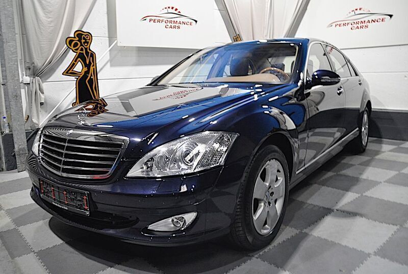 Blau Gebraucht 2007 Mercedes S500 Limousine | 21.999 € - Bild 1/4