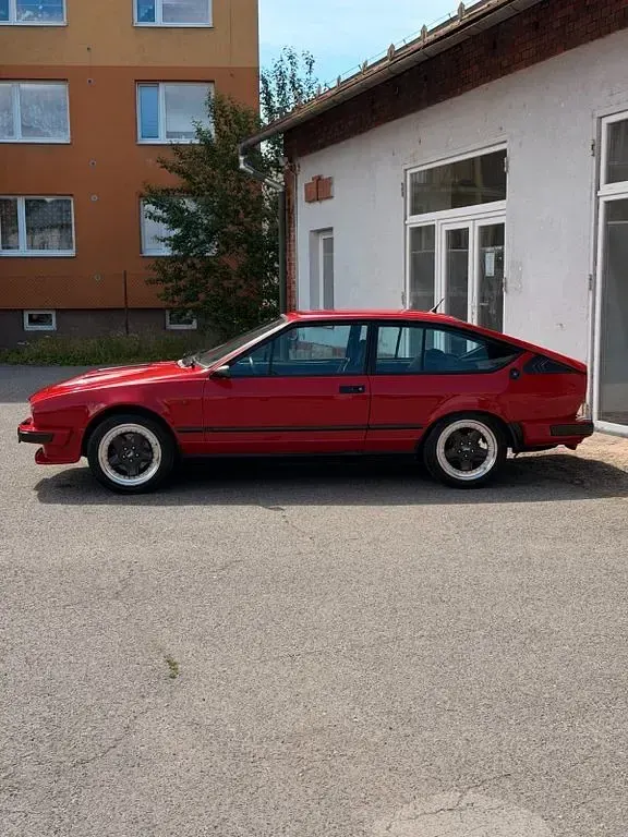 Gebraucht Alfa Romeo GTV 190 PS (139 kW) 1985 Rot Coupé