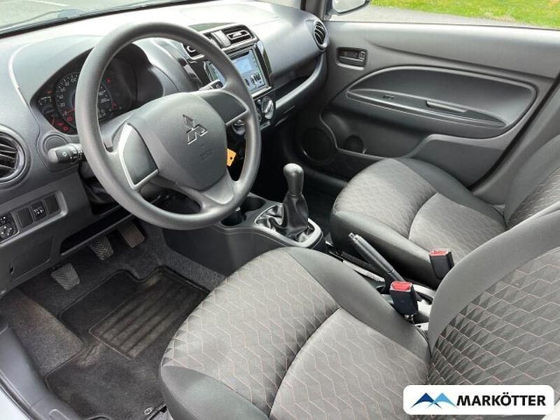 Gebraucht Mitsubishi Space Star Basis 71 PS (52 kW) 2020 Weiß Kleinwagen