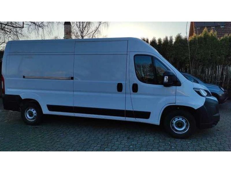 Gebraucht Fiat Ducato 140 PS (102 kW) 2024 Weiß Van