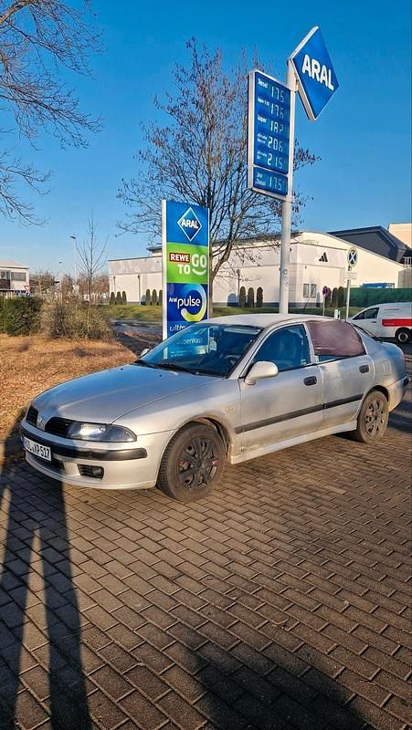 Silber Gebraucht 2001 Mitsubishi Carisma Limousine | 1.150 € (Fairer Preis) - Bild 1/4