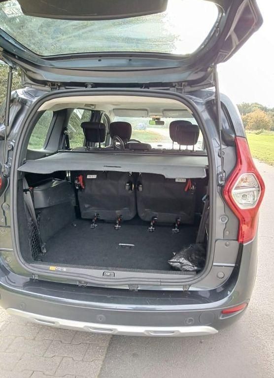 Gebraucht Dacia Lodgy Stepway 109 PS (80 kW) 2017 Grau Van / Kleinbus