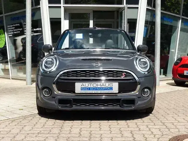 Gebraucht Mini Cooper S Cabriolet Chili 192 PS (141 kW) 2019 Thunder grey metallic Cabrio