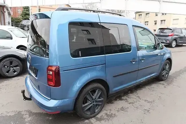 Gebraucht VW Caddy Highline 150 PS (110 kW) 2016 Blau Van / Kleinbus