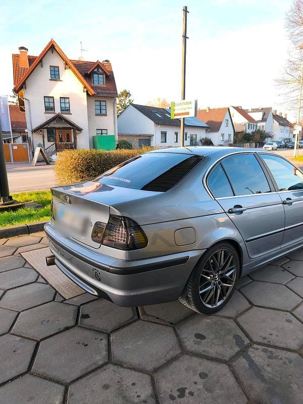 Gebraucht BMW 325 M Sport 192 PS (141 kW) 2003 Grau Limousine