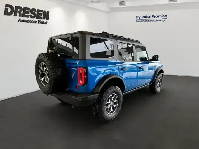 Second-hand Ford Bronco 335 CP (246 kW) 2025 Albastru SUV