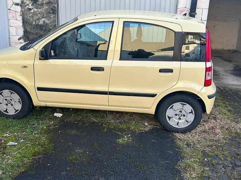 Gebraucht Fiat Panda 54 PS (39 kW) 2009 Gelb Kleinwagen
