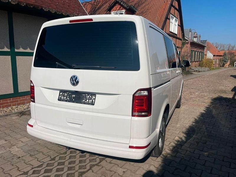 Gebraucht VW Transporter 150 PS (110 kW) 2016 Weiß Van