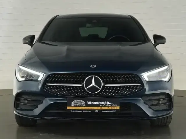 Gebraucht Mercedes CLA250e Shooting Brake AMG line 2022 Blau Kombi