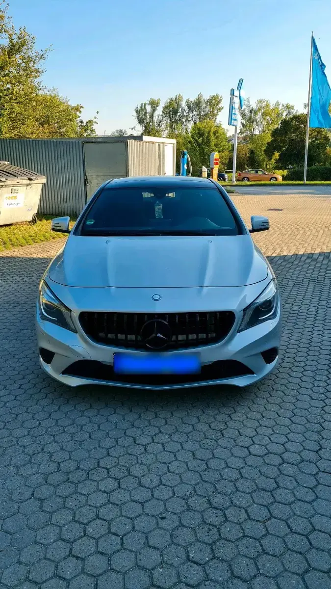 Gebraucht Mercedes CLA180 122 PS (89 kW) 2015 Grau Coupé