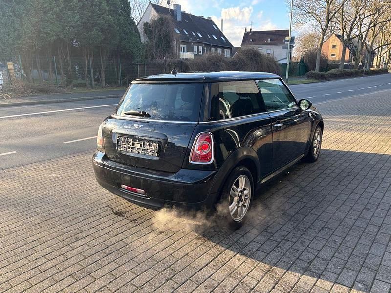 Gebraucht Mini ONE 75 PS (55 kW) 2011 Schwarz Kleinwagen