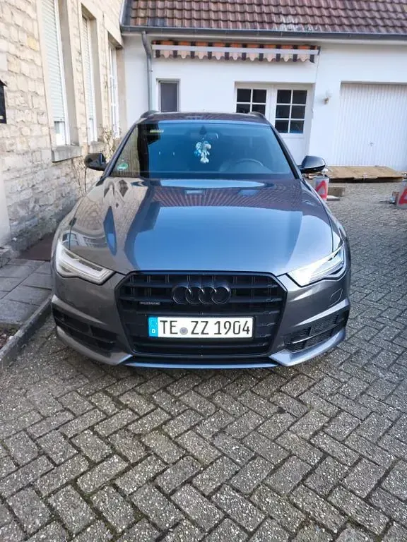 Gebraucht Audi A6 Ambiente 326 PS (239 kW) 2017 Grau Kombi