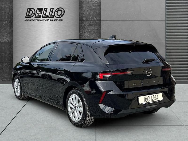 Gebraucht Opel Astra Edition 110 PS (80 kW) 2024 Karbon schwarz Limousine