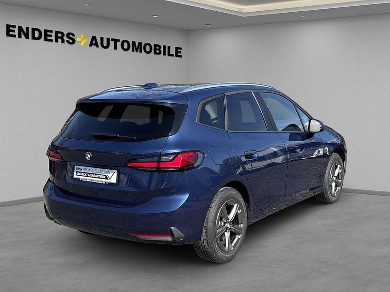 Gebraucht BMW 220 Efficient Dynamics 156 PS (114 kW) 2025 Phytonicblau metallic Kombi