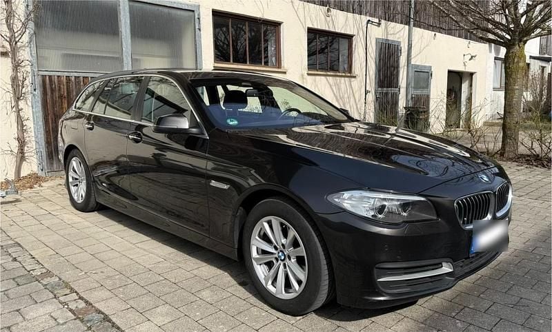 Gebraucht BMW 525 218 PS (160 kW) 2015 Braun Kombi